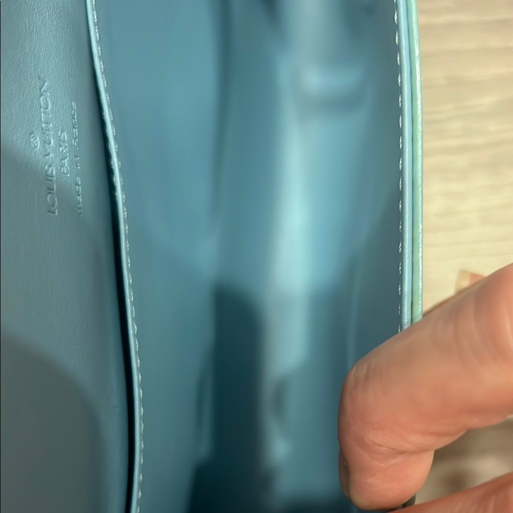 Louis Vuitton Green Monogram Vernis Thompson Street Bag - Picture 3 of 8